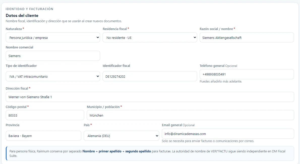 Detalle de identidad y facturación de un cliente de la Unión Europea.