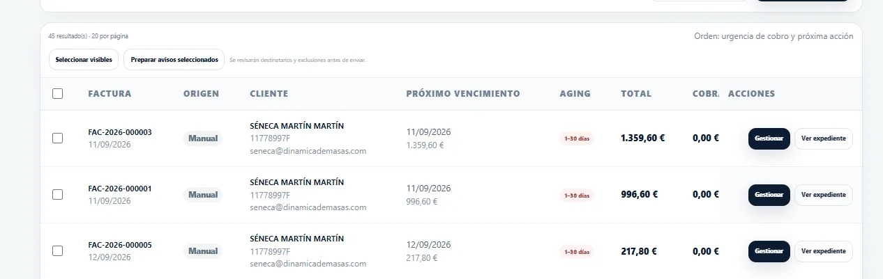 Listado de Cobros con factura, cliente, próximo vencimiento, antigüedad, total, cobrado y acciones.